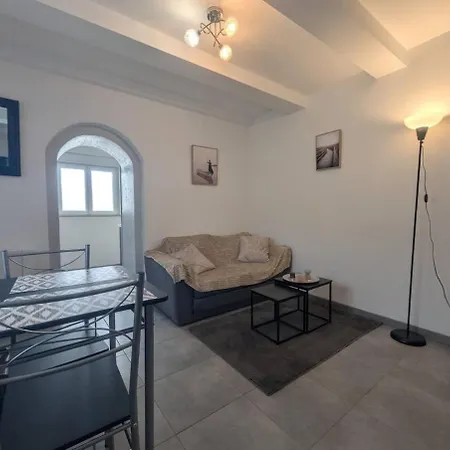 Vakantiehuis Au Petit Cafe Chateauvillain