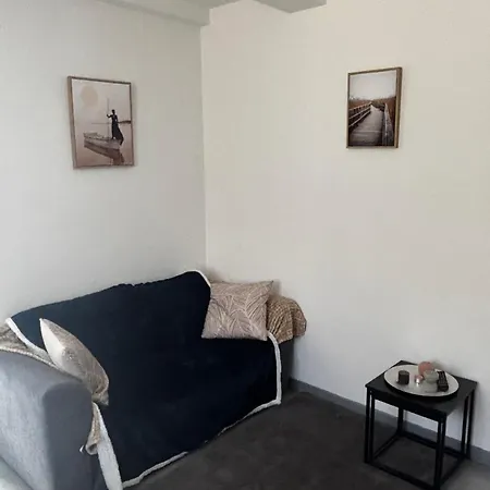 Au Petit Café Hébergement de vacances