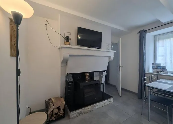 Vakantiehuis Au Petit Cafe Chateauvillain