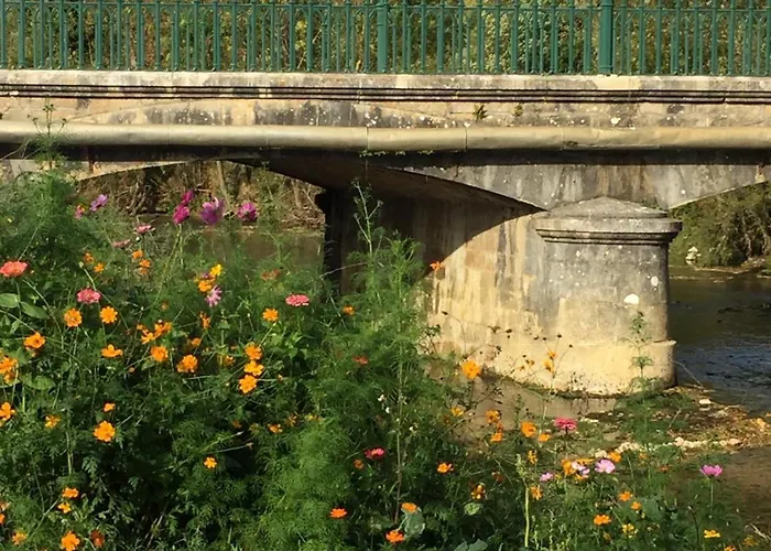 Au Petit Cafe Vakantiehuis